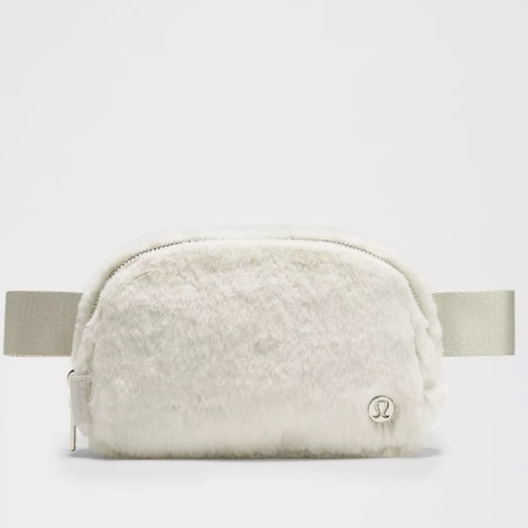 lululemon athletica Handbags - New Lululemon Everywhere Belt Bag Plush Fleece white
